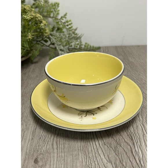 Vintage Homer Laughlin Rhythm Maytime Teacup & Saucer Yellow Band Grey Flowers - Picture 6 of 9